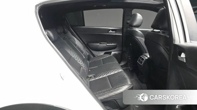 Kia Sportage 4th Generation 2018 Белый из Кореи, фото 3