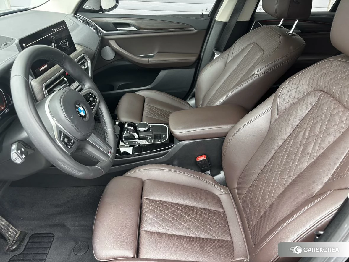 BMW X3 2021 Черный из Китая, фото 3