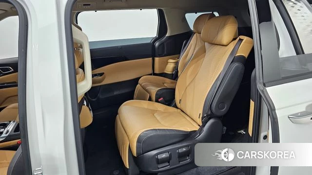 Kia Carnival 4th generation 2023 Белый из Кореи, фото 3