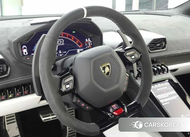 Lamborghini Huracan 2023 Фиолетовый из Кореи, фото 3