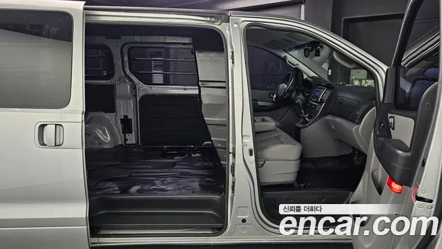 Hyundai The New Grand Starex 2019 Серебристо-серый из Кореи, фото 3