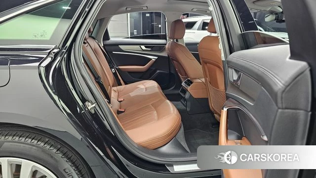 Audi A6 (C8) 2023 Черный из Кореи, фото 3