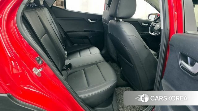 Kia Stonic 2018 Красный из Кореи, фото 3