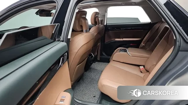 Hyundai Grandeur Hybrid (GN7) 2023 Песочный из Кореи, фото 3