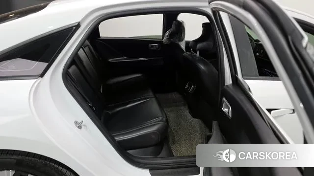 Hyundai Ionic 6 2022 Белый из Кореи, фото 3