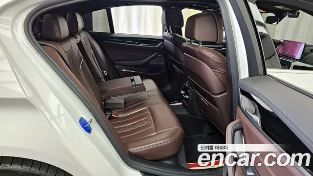 BMW 5 Series (G30) id 2656153 из Кореи 3