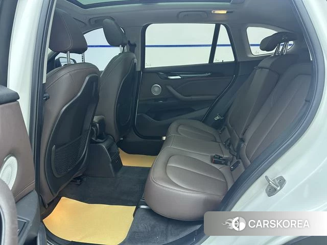 BMW X1 2021 Белый из Китая, фото 3