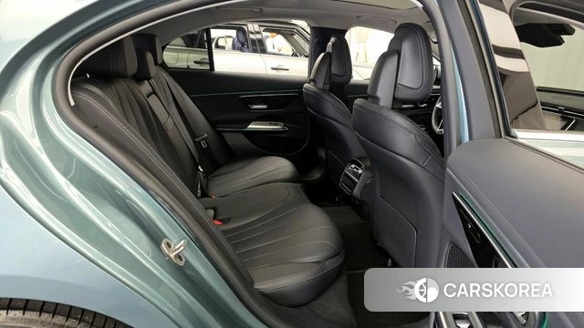 Mercedes-Benz E-Class W214 2024 Синий нефрит из Кореи, фото 3