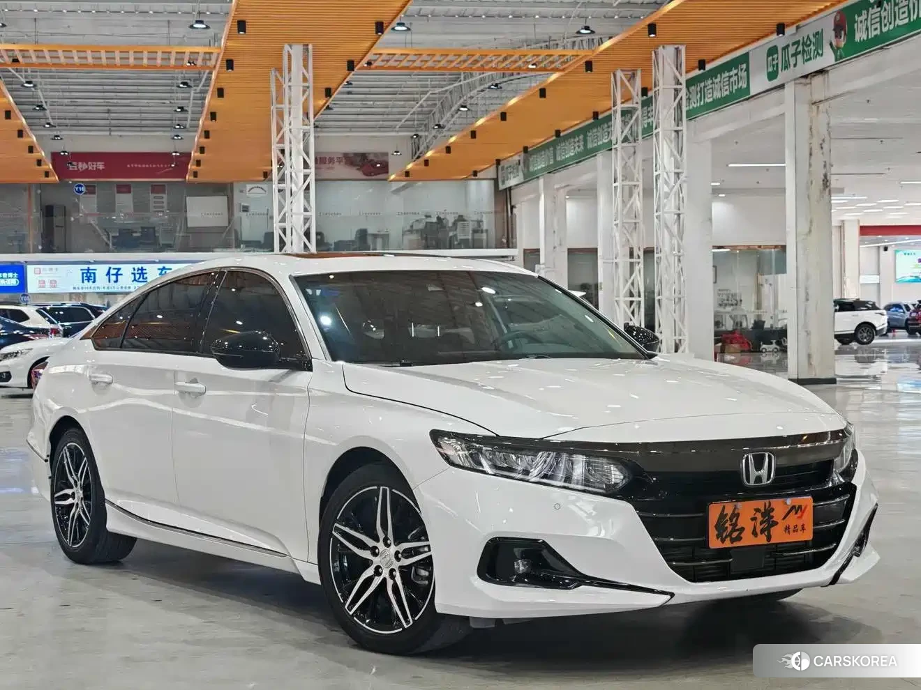 Honda Accord 2023 Белый из Китая, фото 3