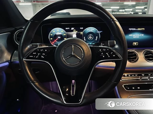 Mercedes-Benz E-Class W213 2021 Синий из Кореи, фото 3