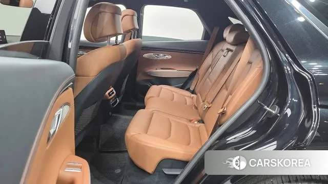 Genesis GV70 2024 Черный из Кореи, фото 3