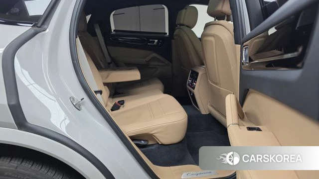 Porsche Cayenne (PO536) 2023 Серебристо-серый из Кореи, фото 3