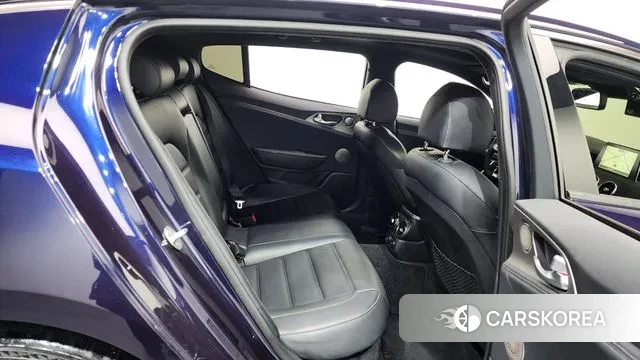 Kia Stinger id 3736935 из Кореи 3