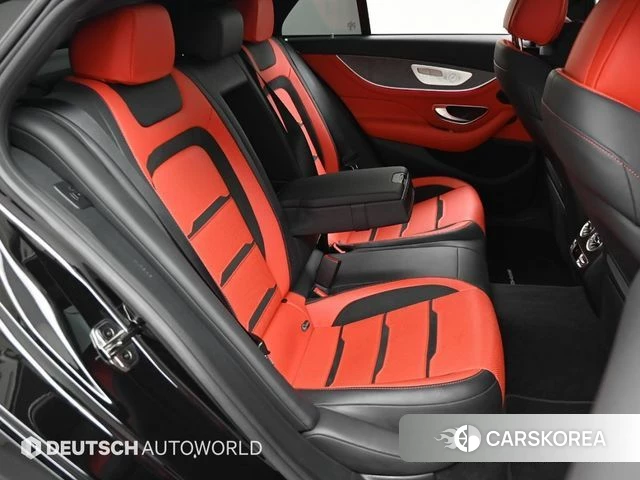 Mercedes-Benz AMG GT 2023 Черный из Кореи, фото 3