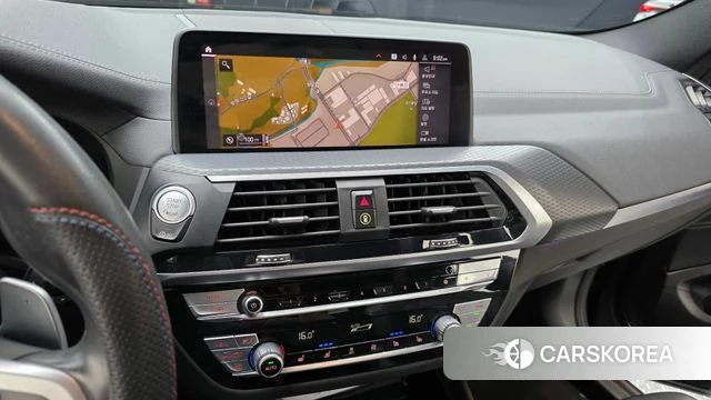 BMW X4 (G02) 2021 Черный из Кореи, фото 3