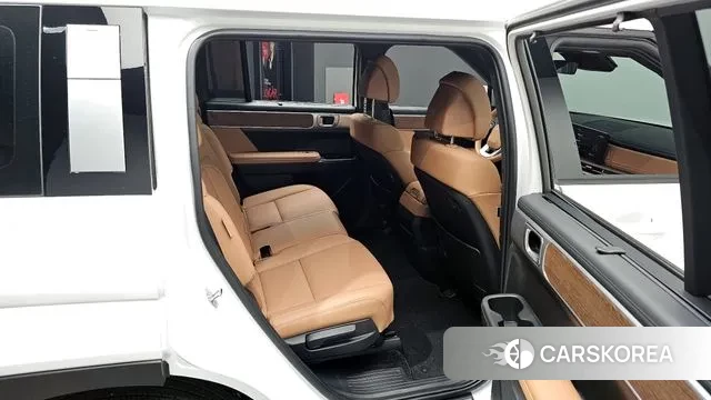 Hyundai Santa Fe (MX5) 2024 Белый из Кореи, фото 3