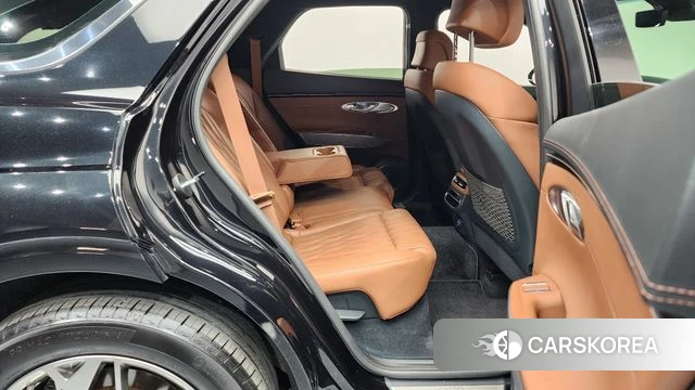 Genesis GV70 2022 Черный из Кореи, фото 3