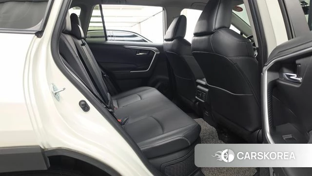 Toyota RAV4 5th Generation 2021 Белый из Кореи, фото 3