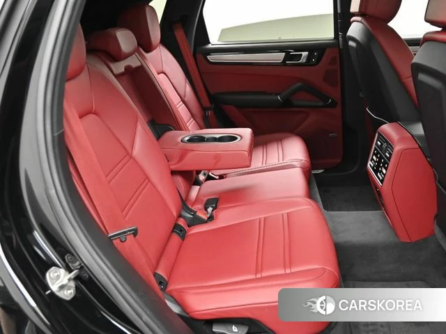 Porsche Cayenne (PO536) 2022 Черный из Кореи, фото 3