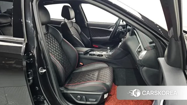 Genesis G70 2019 Черный из Кореи, фото 3