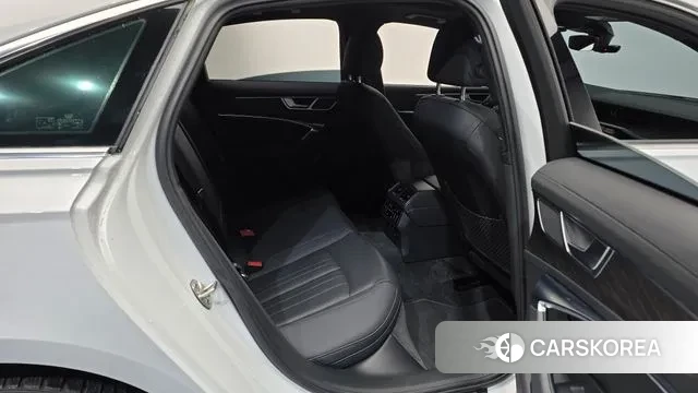 Audi A6 (C8) 2022 Белый из Кореи, фото 3