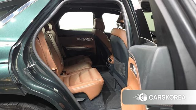 Genesis GV70 2021 Темно-зеленый из Кореи, фото 3