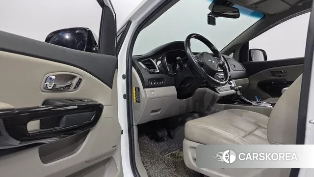 Kia The New Carnival 2019 Белый из Кореи, фото 3