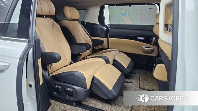 Kia Carnival 4th generation 2023 Белый из Кореи, фото 3