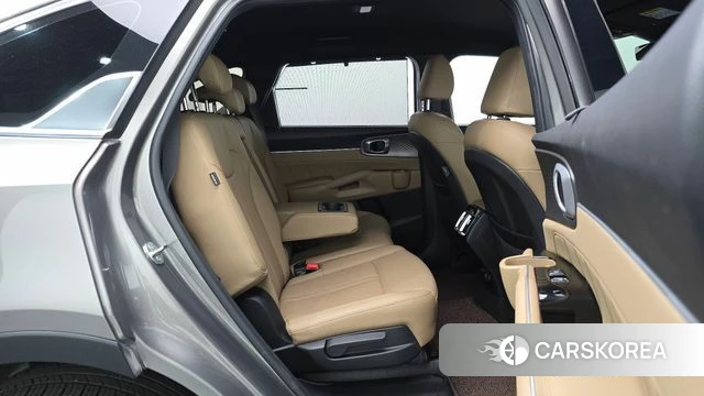 Kia The New Sorento 4th Generation 2024 Серебристо-серый из Кореи, фото 3