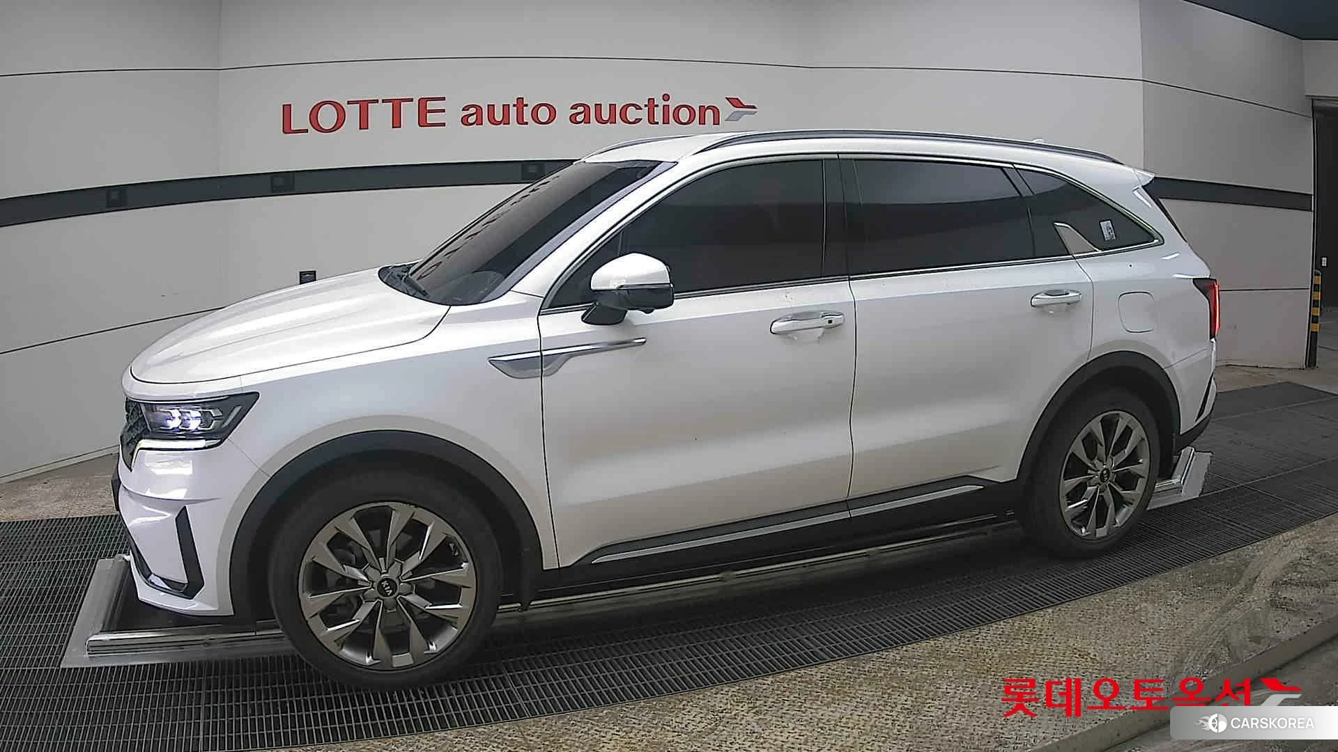 Kia Sorento 2021 Snow White Pearl (optional) из Кореи, фото 3