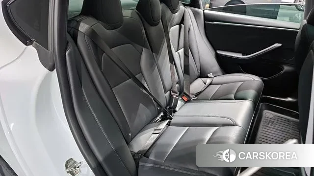 Tesla Model 3 2024 Белый из Кореи, фото 3