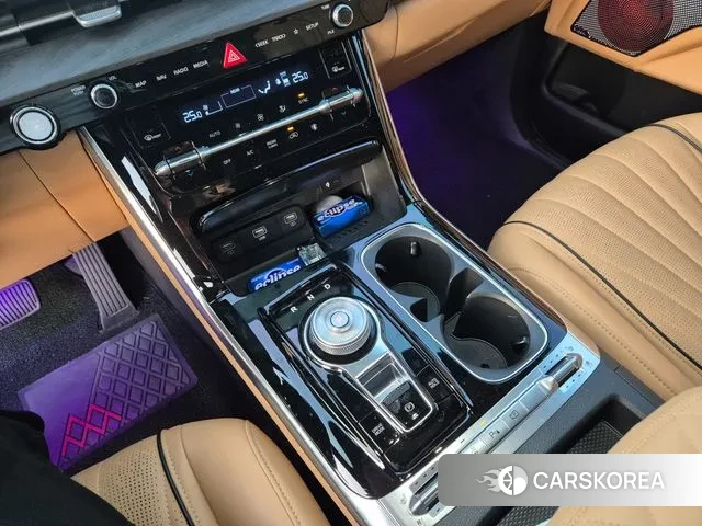 Kia Carnival 4th generation 2023 Белый из Кореи, фото 3