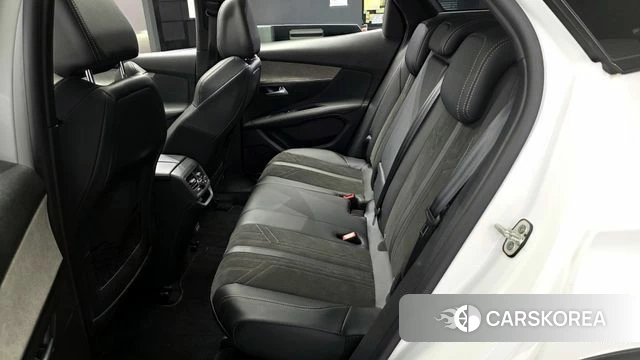 Peugeot 3008 second generation 2022 Белый из Кореи, фото 3