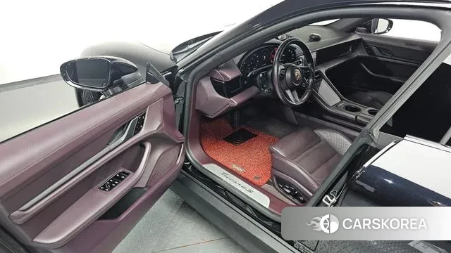 Porsche Taycan id 2985020 из Кореи 3