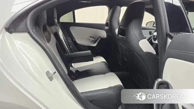 Mercedes-Benz CLA-Class C118 2023 Белый из Кореи, фото 3