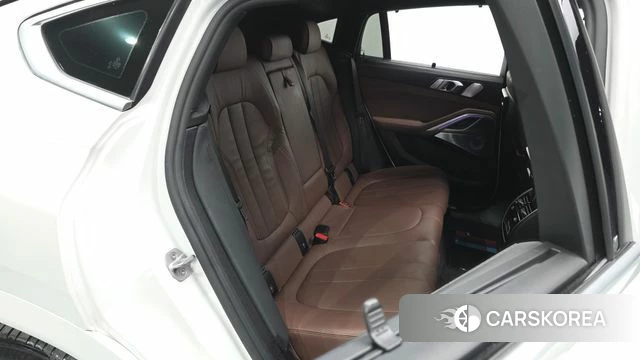 BMW X6 (G06) 2021 Белый из Кореи, фото 3