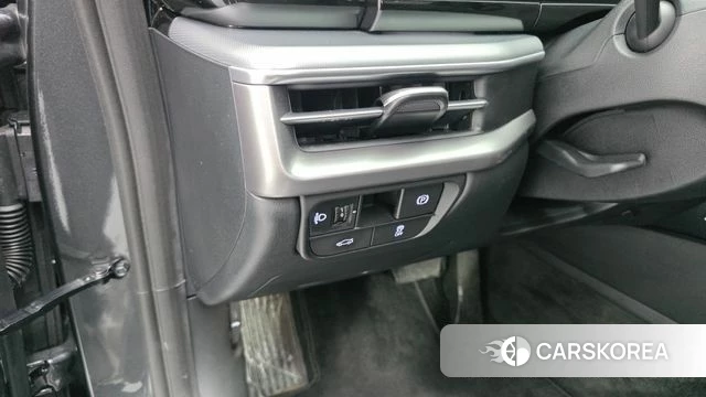 Hyundai Grandeur (GN7) 2025 Цвет галактики из Кореи, фото 3