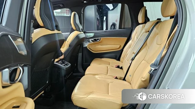 Volvo XC90 second Generation 2022 Серебристо-серый из Кореи, фото 3