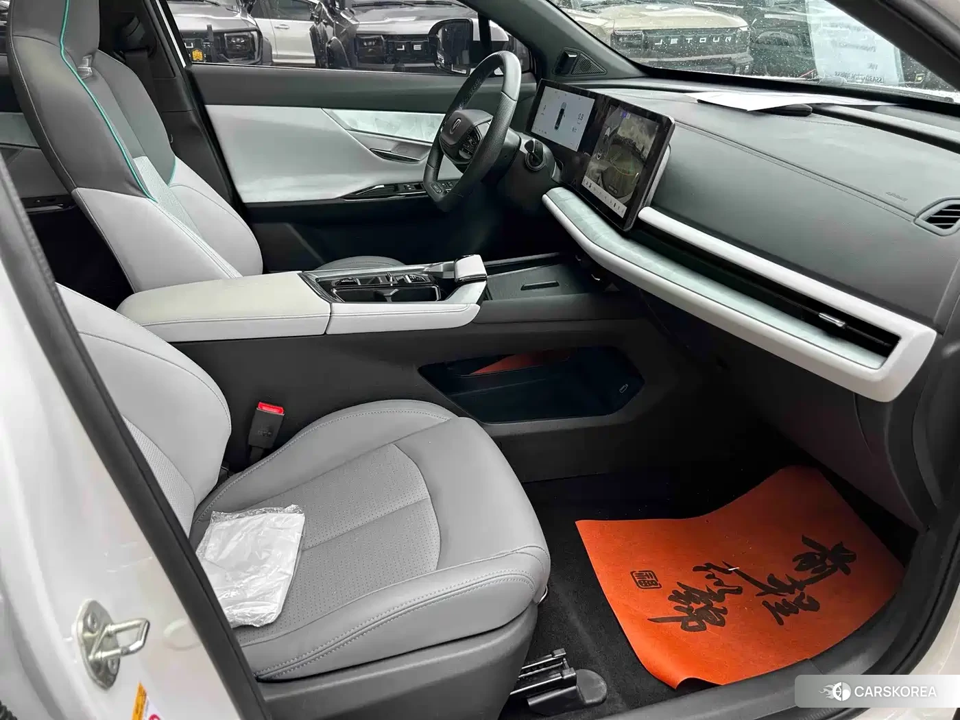 Chang'an UNI-T 2023 Белый из Китая, фото 3
