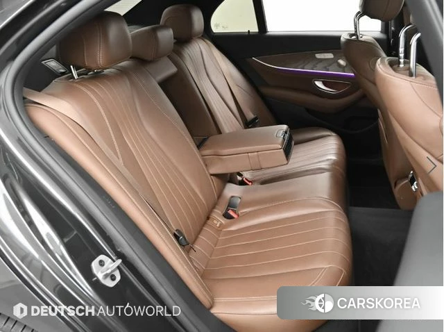 Mercedes-Benz E-Class W213 2023 Серый из Кореи, фото 3