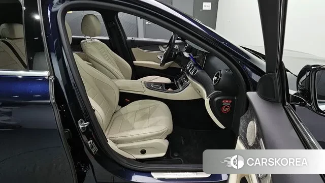 Mercedes-Benz E-Class W213 2022 Синий из Кореи, фото 3