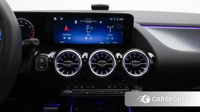 Mercedes-Benz GLA - Class H247 2025 Черный из Кореи, фото 3