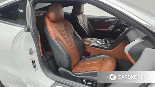 BMW 8 Series (G15) 2022 Белый из Кореи, фото 3