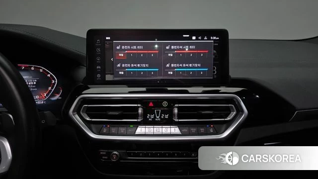 BMW X3 (G01) 2023 Светло-серебряный цвет из Кореи, фото 3