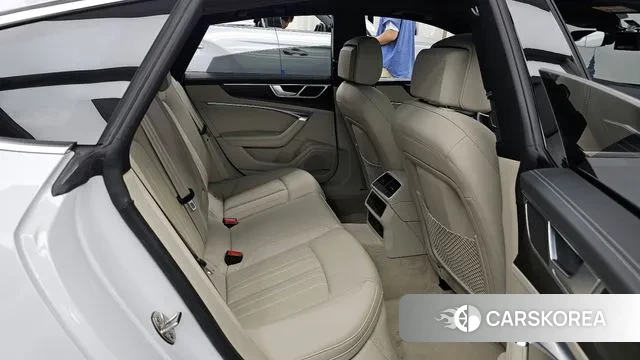 Audi A7 (4K) 2021 Белый из Кореи, фото 3