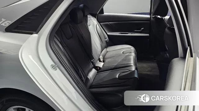 Hyundai Avante (CN7) 2021 Белый из Кореи, фото 3