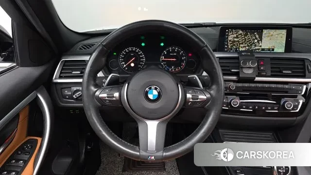 BMW 3 Series (F30) 2018 Белый из Кореи, фото 3