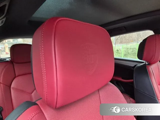 Porsche Macan 2023 Белый из Кореи, фото 3