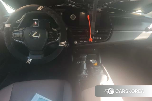 Lexus ES 2021 Шампань из Китая, фото 3