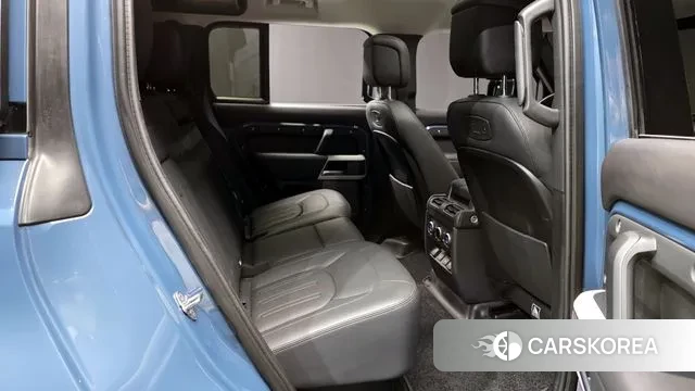 Land Rover Defender (L663) 2021 Небесно-голубой из Кореи, фото 3